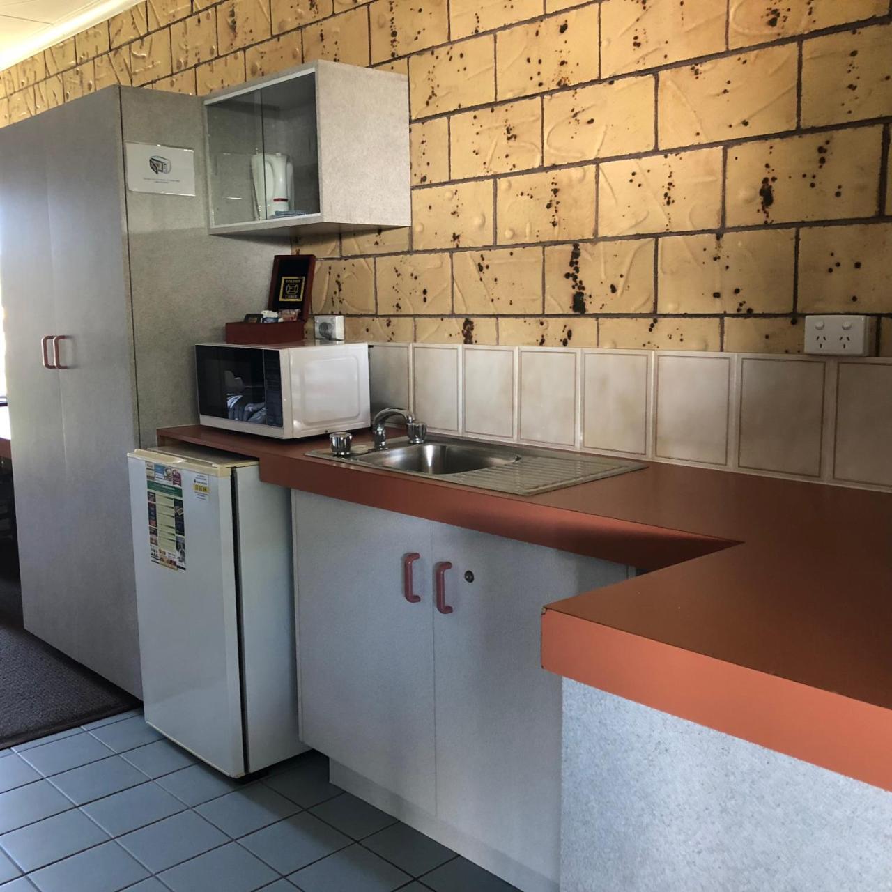 True Blue Motor Inn Rockhampton Exterior foto